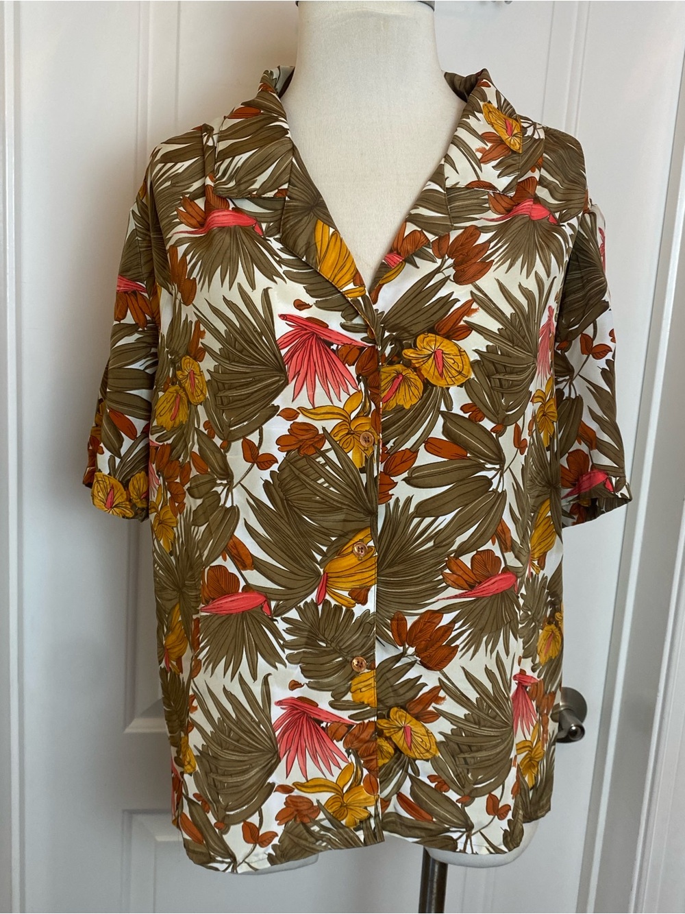 Vintage Impressions Of California Polyester Tropical Floral Button Top Sz 16